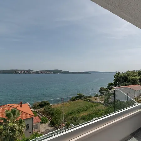 Ana Apartment