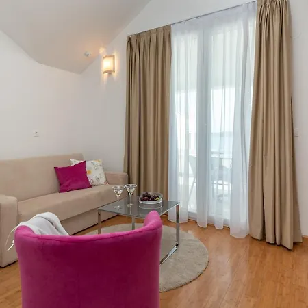 Ana Apartament